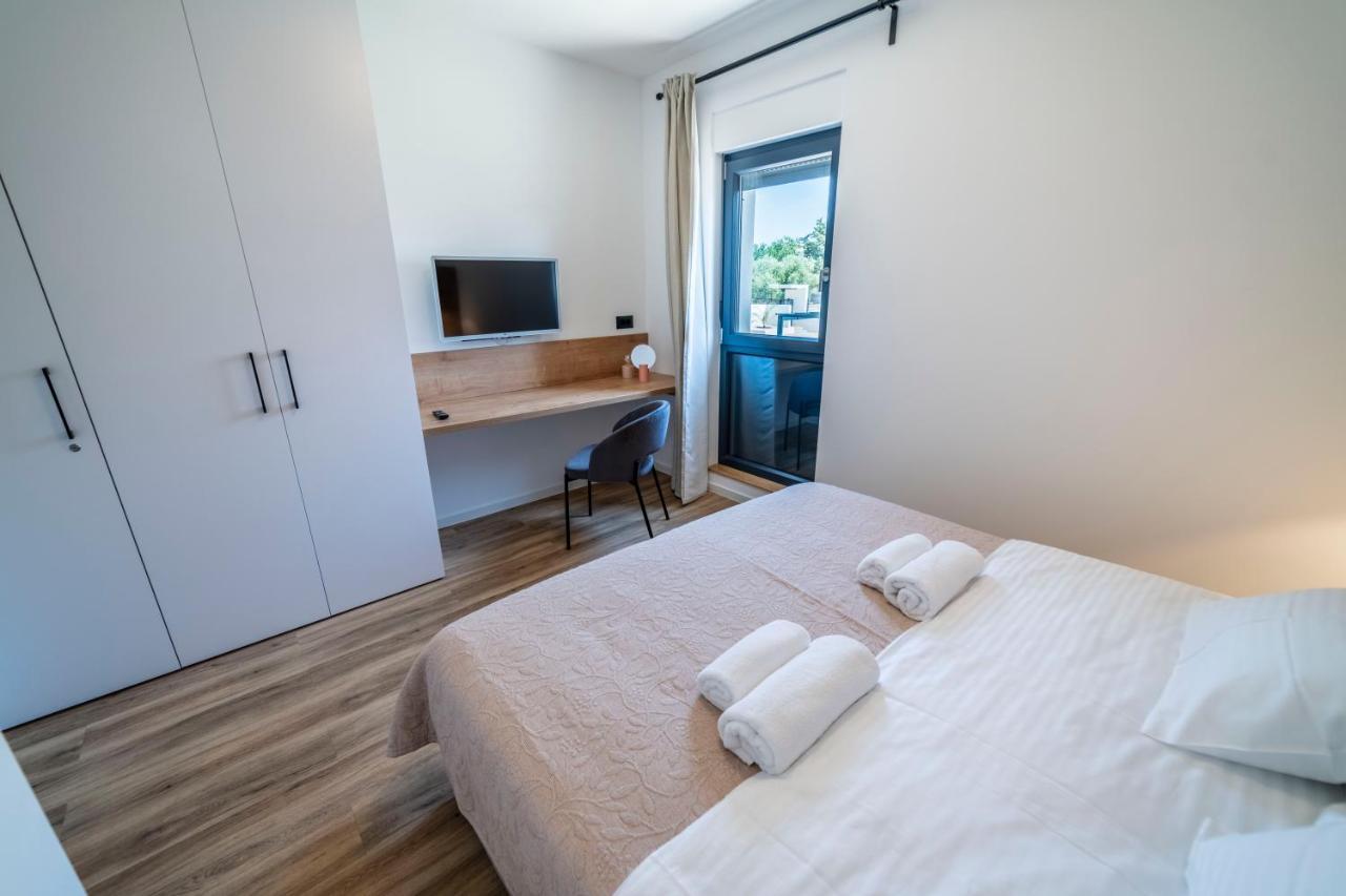 Pinna Residence - Tonna プーラ エクステリア 写真